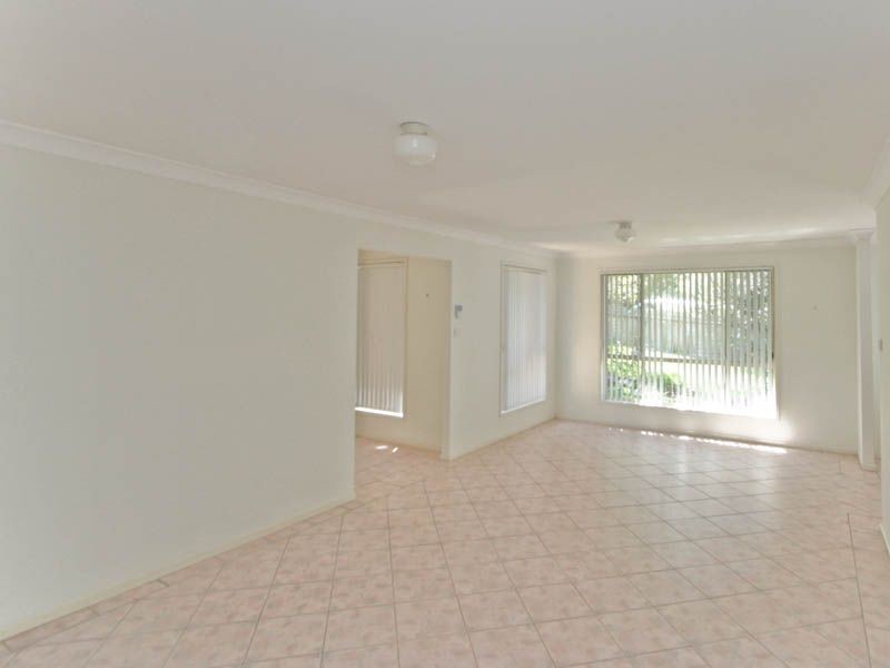 138 Ross Street, Belmont NSW 2280