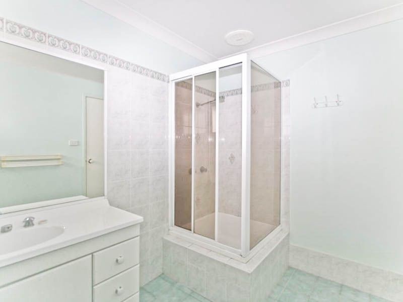 138 Ross Street, Belmont NSW 2280