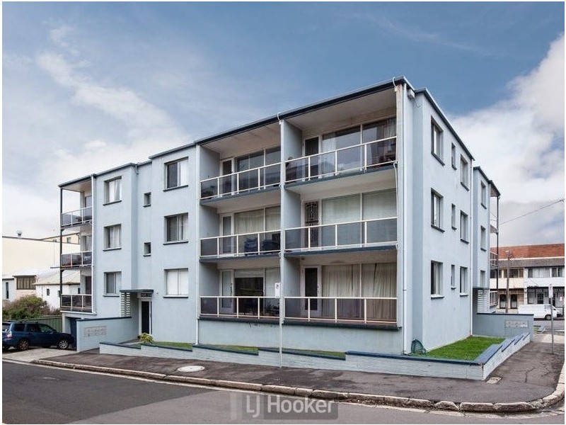 8/5 Scott Street, Newcastle NSW 2300