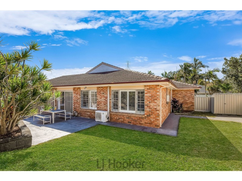 2/4 Windsor Close, Valentine NSW 2280