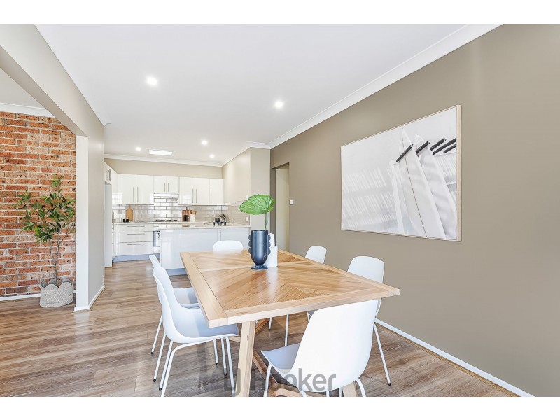 2/4 Windsor Close, Valentine NSW 2280