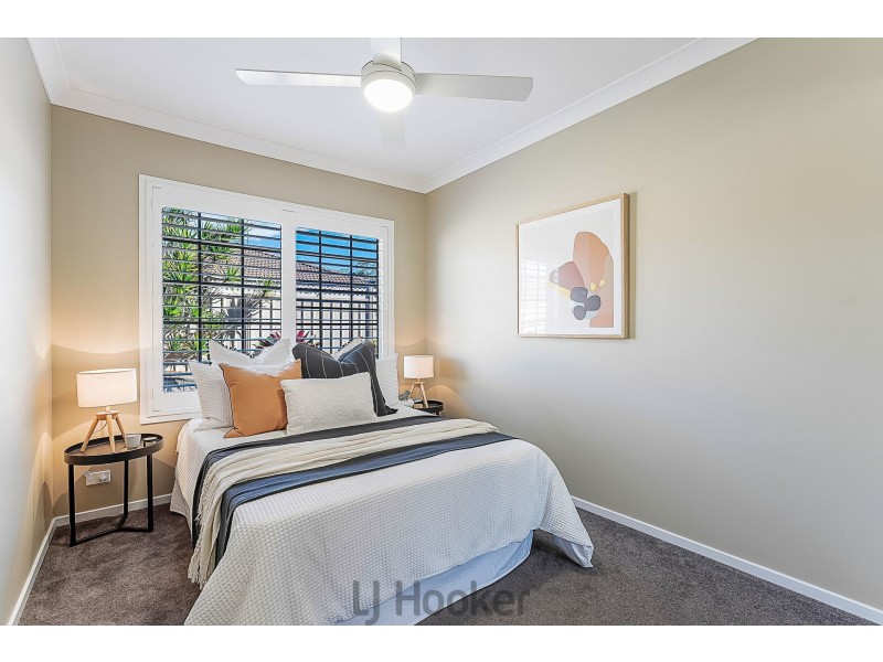 2/4 Windsor Close, Valentine NSW 2280