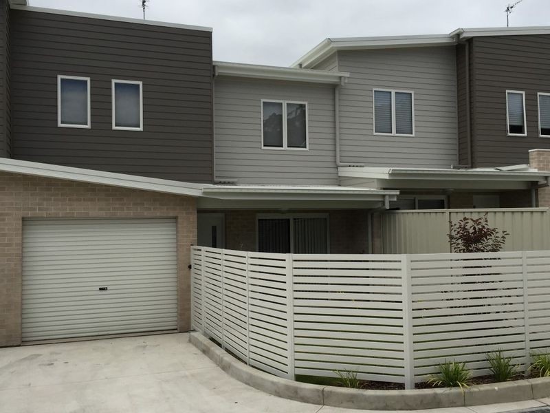 7/247 Warners Bay Road, Mount Hutton NSW 2290