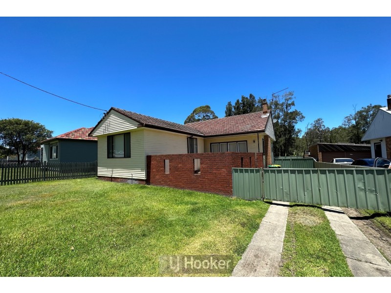 24 Warners Bay Road, Warners Bay NSW 2282