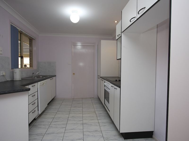 10 Karong Avenue, Maryland NSW 2287