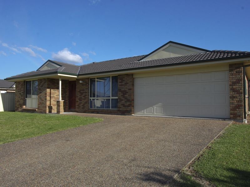 10 Karong Avenue, Maryland NSW 2287