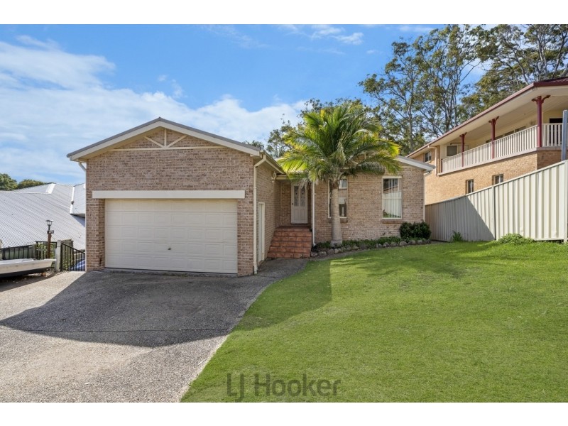 11 Reserve Road, Wangi Wangi NSW 2267