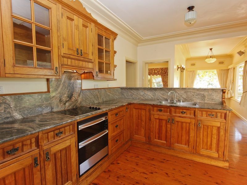 37 Croft Road, Eleebana NSW 2282