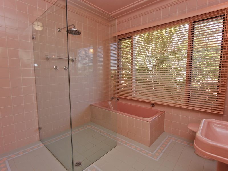 37 Croft Road, Eleebana NSW 2282