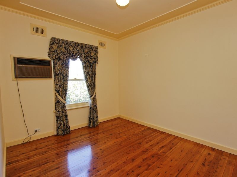 37 Croft Road, Eleebana NSW 2282