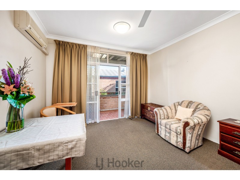 205/3 Violet Town Road, Mount Hutton NSW 2290