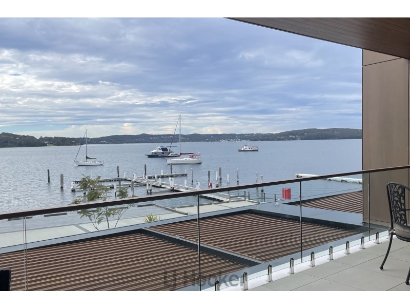 104/2 Wharf Road, Toronto NSW 2283