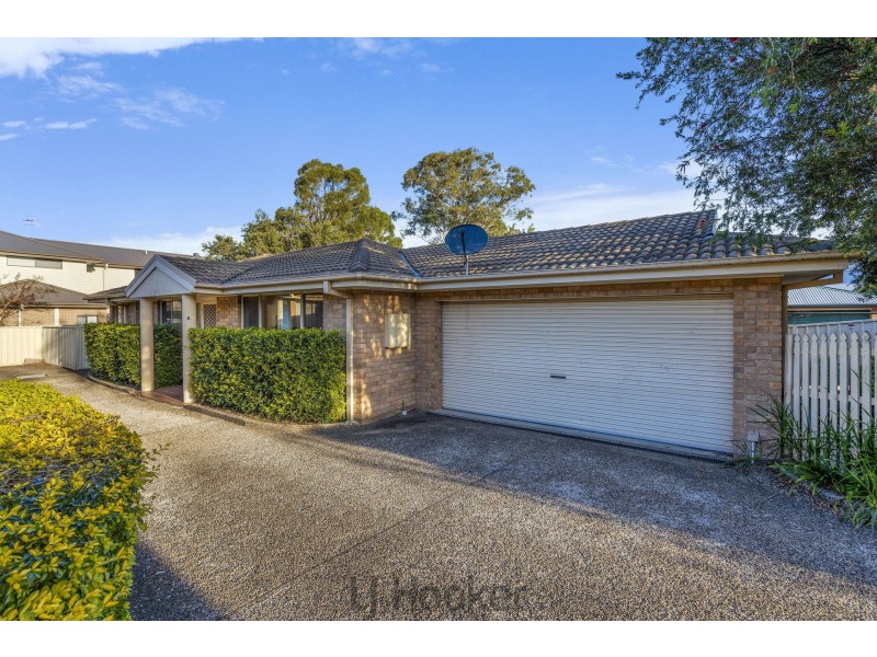 2/156 Medcalf Street, Warners Bay NSW 2282