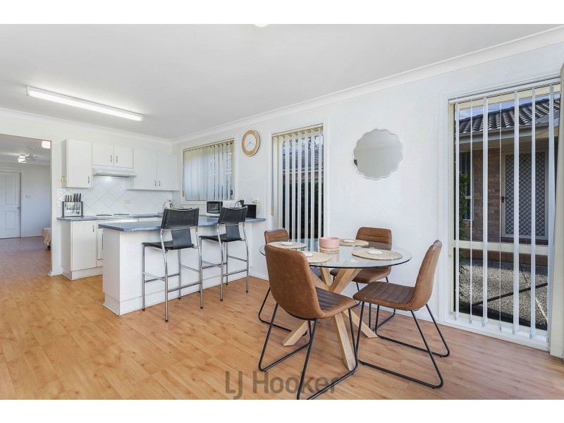 2/156 Medcalf Street, Warners Bay NSW 2282