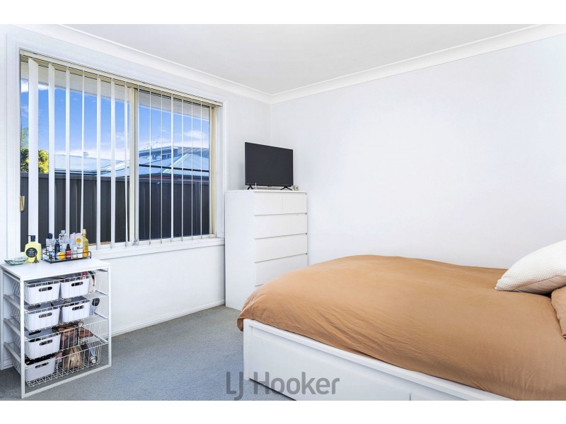 2/156 Medcalf Street, Warners Bay NSW 2282
