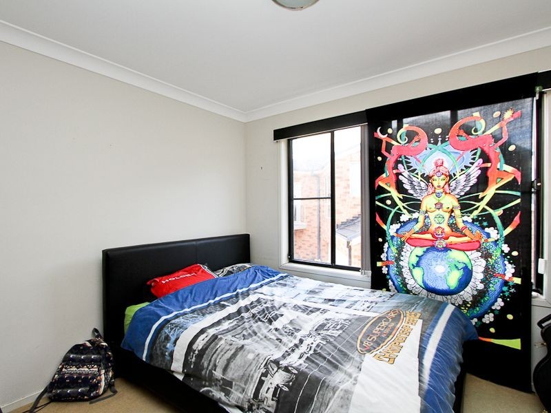 69 Geraldton Drive, Redhead NSW 2290