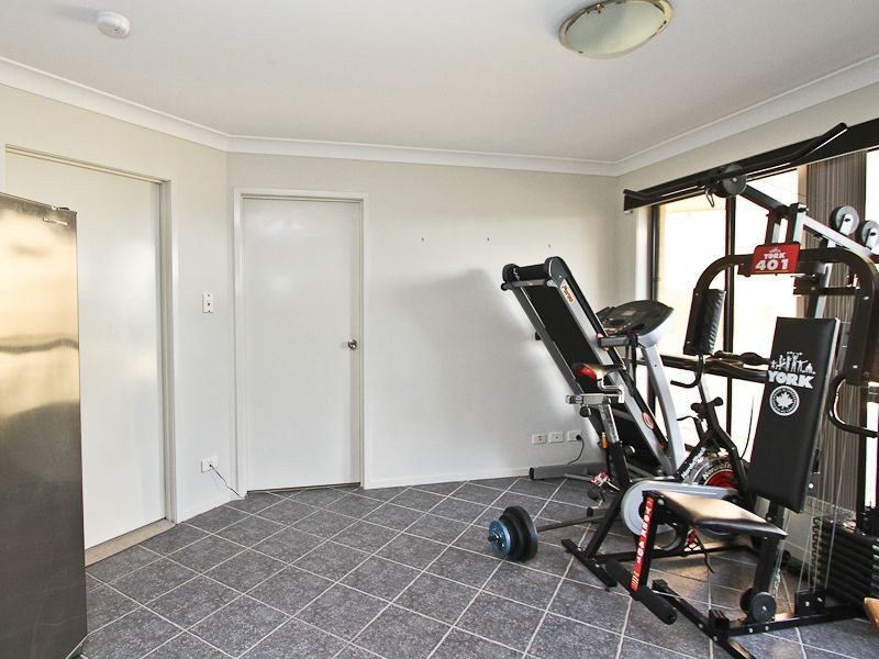 69 Geraldton Drive, Redhead NSW 2290