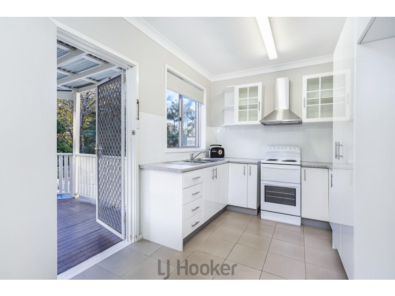 21 Christopher Avenue, Valentine NSW 2280