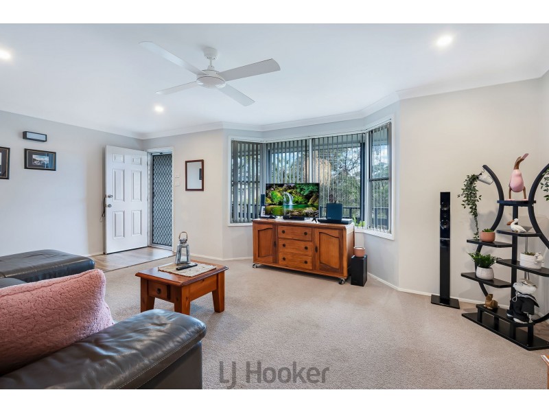 32 Robertson Road, Valentine NSW 2280