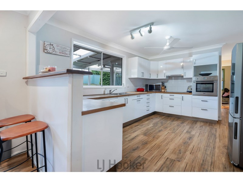 32 Robertson Road, Valentine NSW 2280