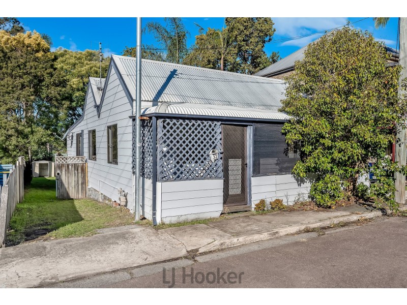 32 Clarke Street, Wallsend NSW 2287