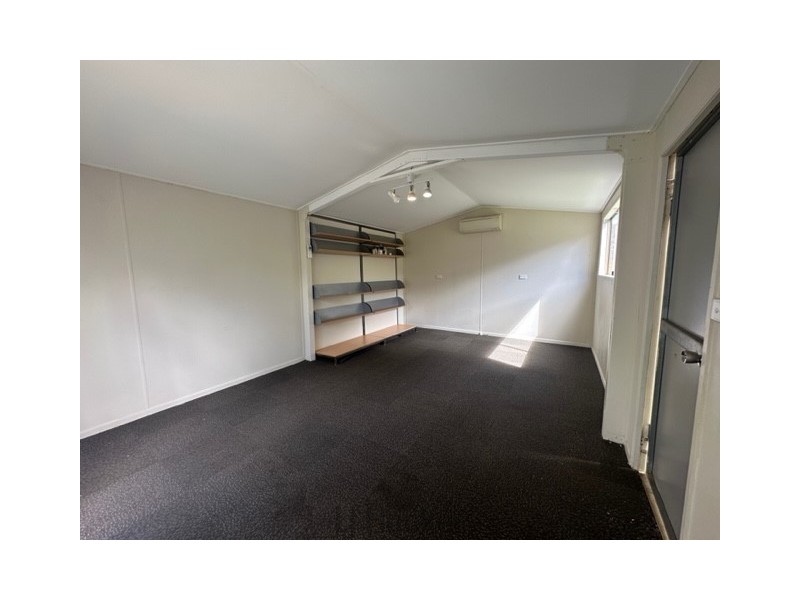22 Threlkeld Drive, Bolton Point NSW 2283