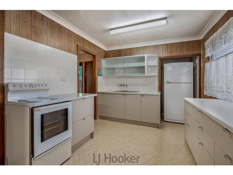 40 Bareki Road, Eleebana NSW 2282