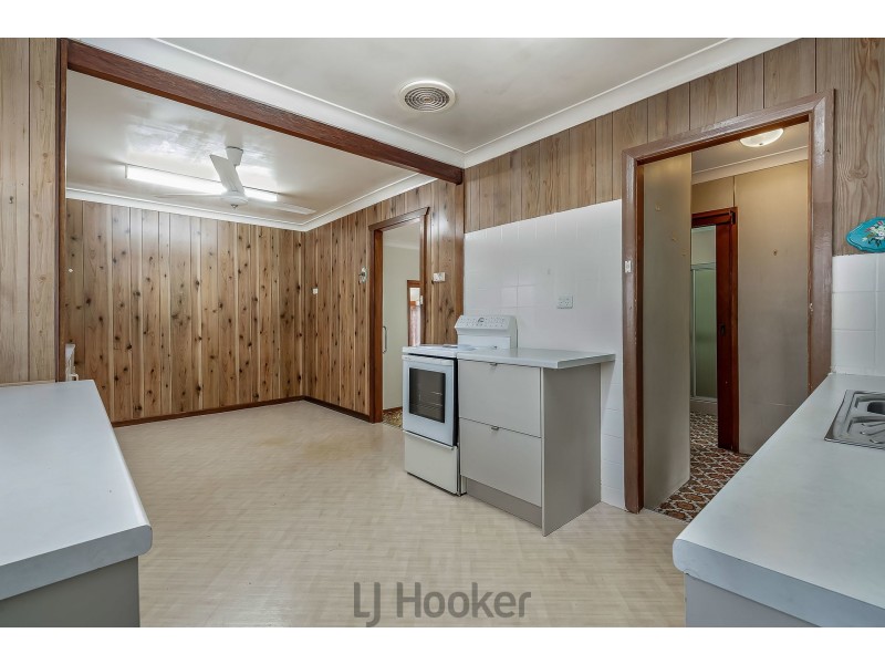 40 Bareki Road, Eleebana NSW 2282
