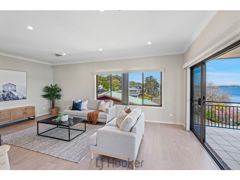 42 Bareki Road, Eleebana NSW 2282