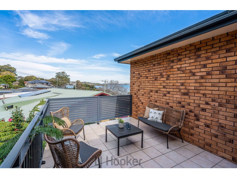 42 Bareki Road, Eleebana NSW 2282