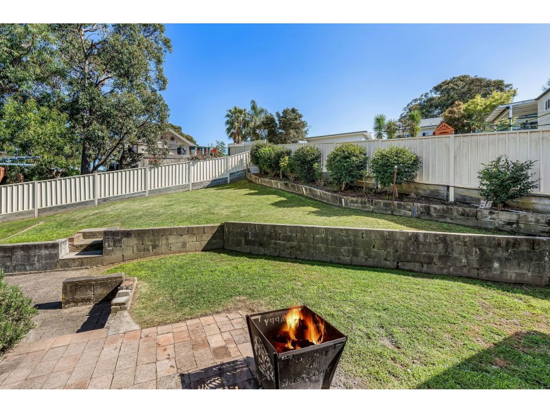 3 Jonathan Street, Warners Bay NSW 2282