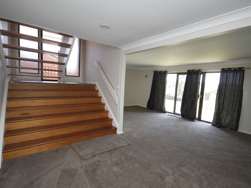 14 Rayford Street, Warners Bay NSW 2282