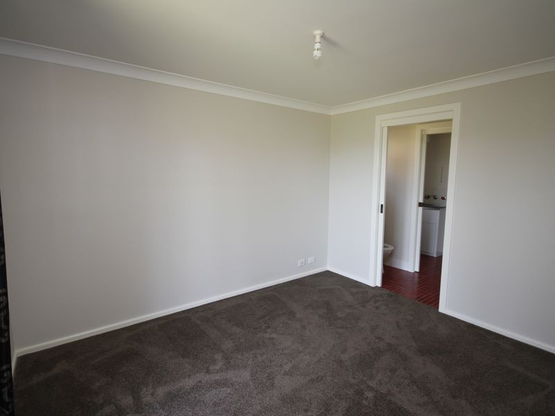 14 Rayford Street, Warners Bay NSW 2282