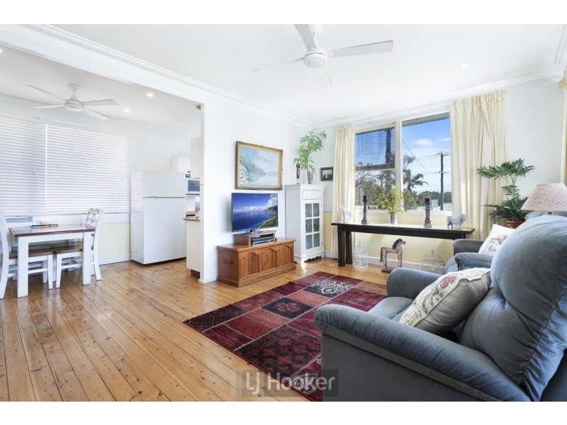 234 Awaba Road, Toronto NSW 2283