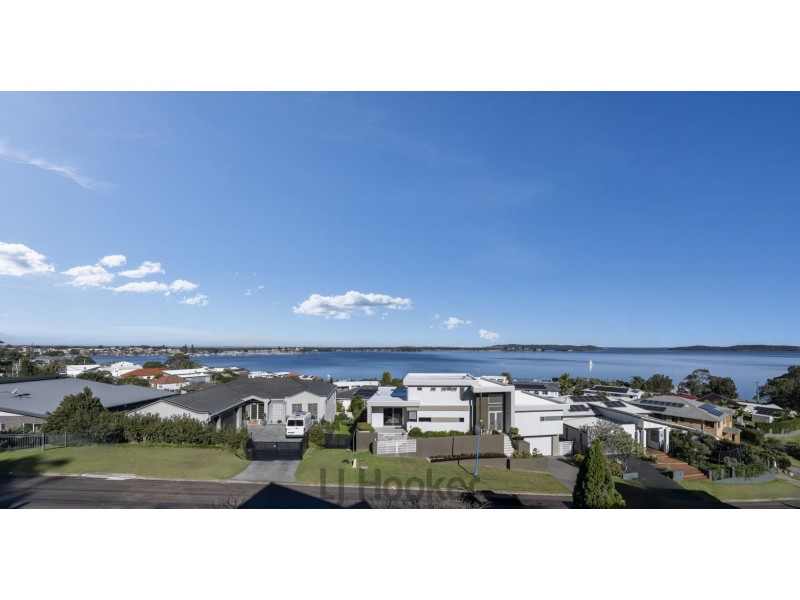 6 The Shores Way, Belmont NSW 2280