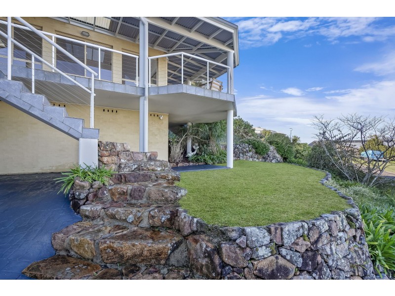6 The Shores Way, Belmont NSW 2280