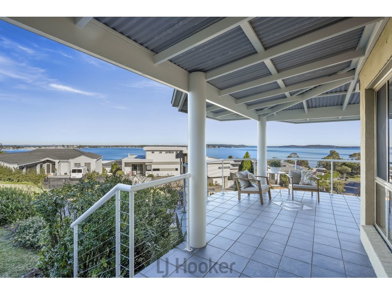 6 The Shores Way, Belmont NSW 2280