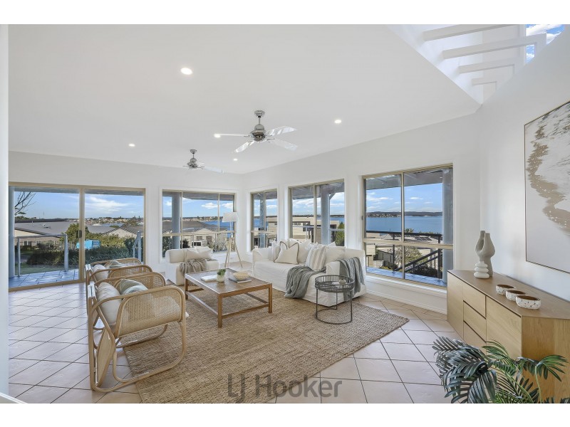 6 The Shores Way, Belmont NSW 2280