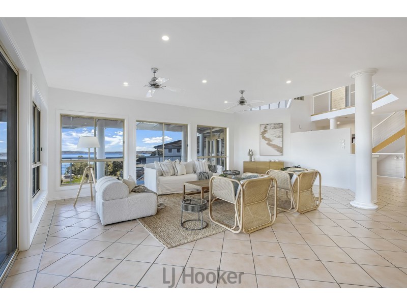 6 The Shores Way, Belmont NSW 2280