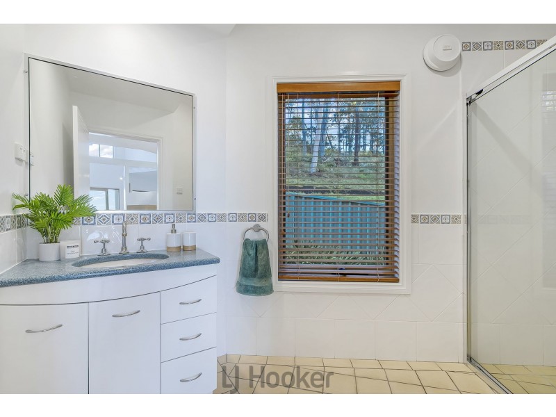 6 The Shores Way, Belmont NSW 2280