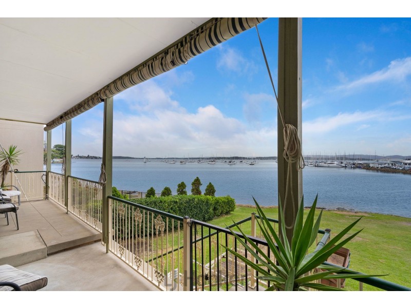 660 Pacific Highway, Belmont NSW 2280