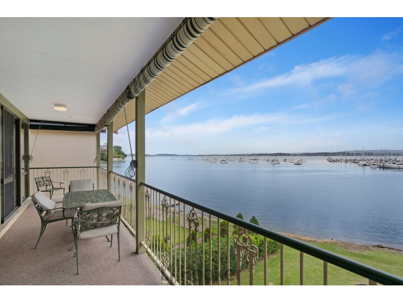 660 Pacific Highway, Belmont NSW 2280