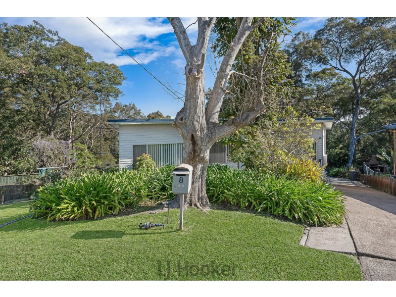 8 Barbara Street, Warners Bay NSW 2282