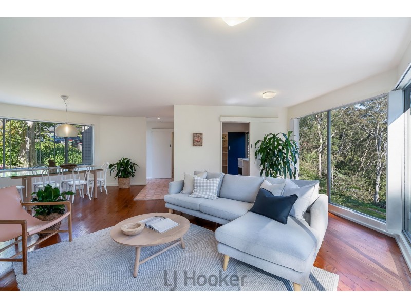 8 Barbara Street, Warners Bay NSW 2282