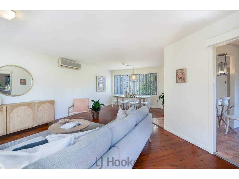 8 Barbara Street, Warners Bay NSW 2282