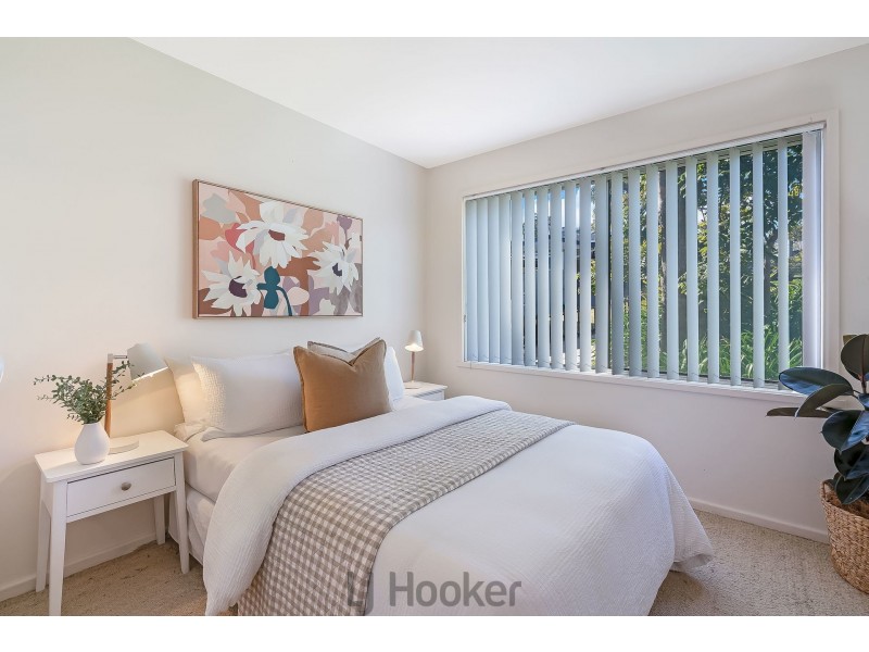 8 Barbara Street, Warners Bay NSW 2282