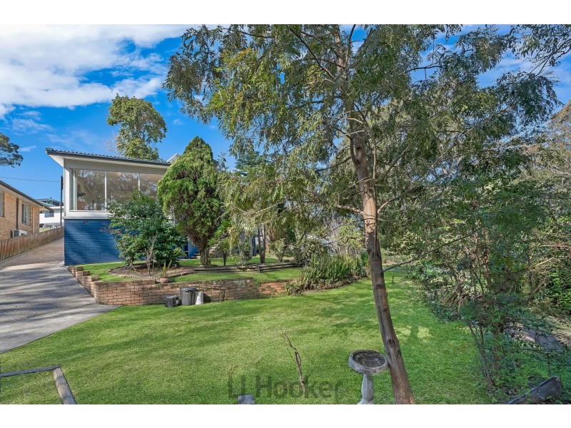 8 Barbara Street, Warners Bay NSW 2282