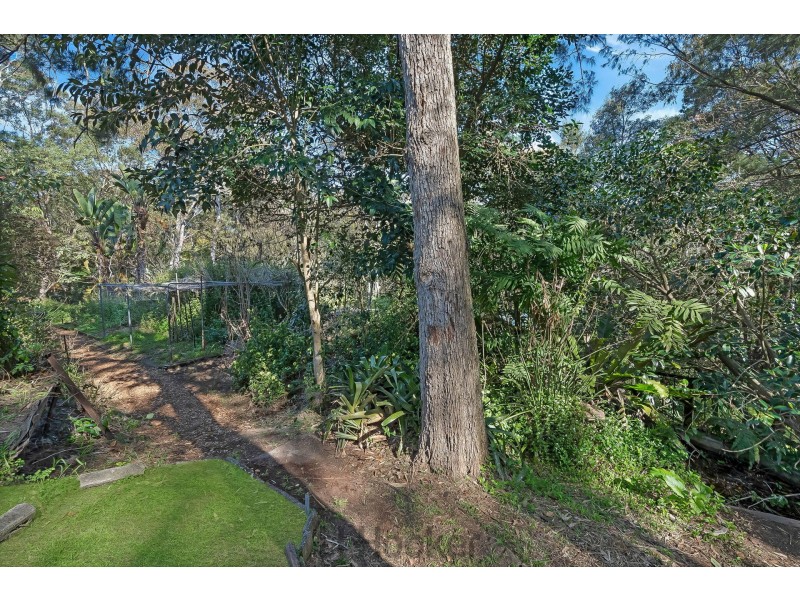 8 Barbara Street, Warners Bay NSW 2282