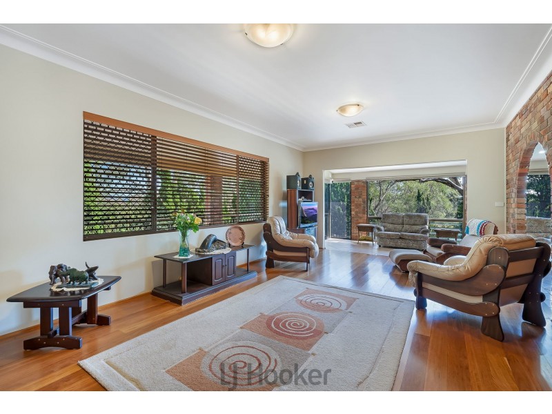 138 Cherry Road, Eleebana NSW 2282