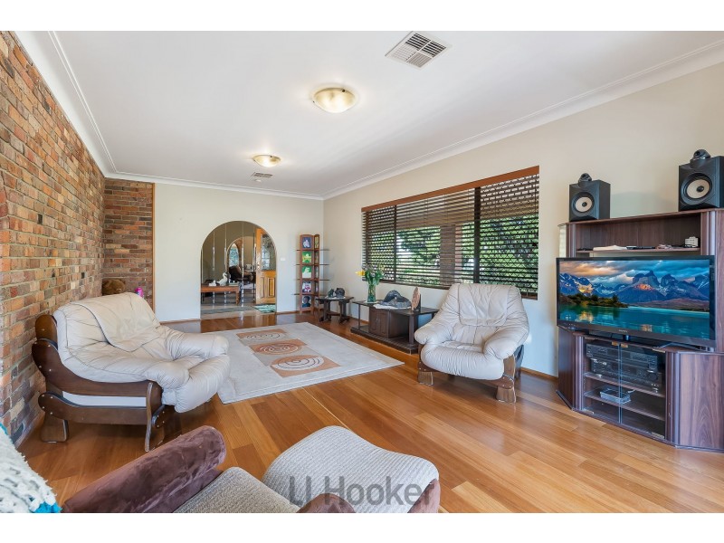 138 Cherry Road, Eleebana NSW 2282